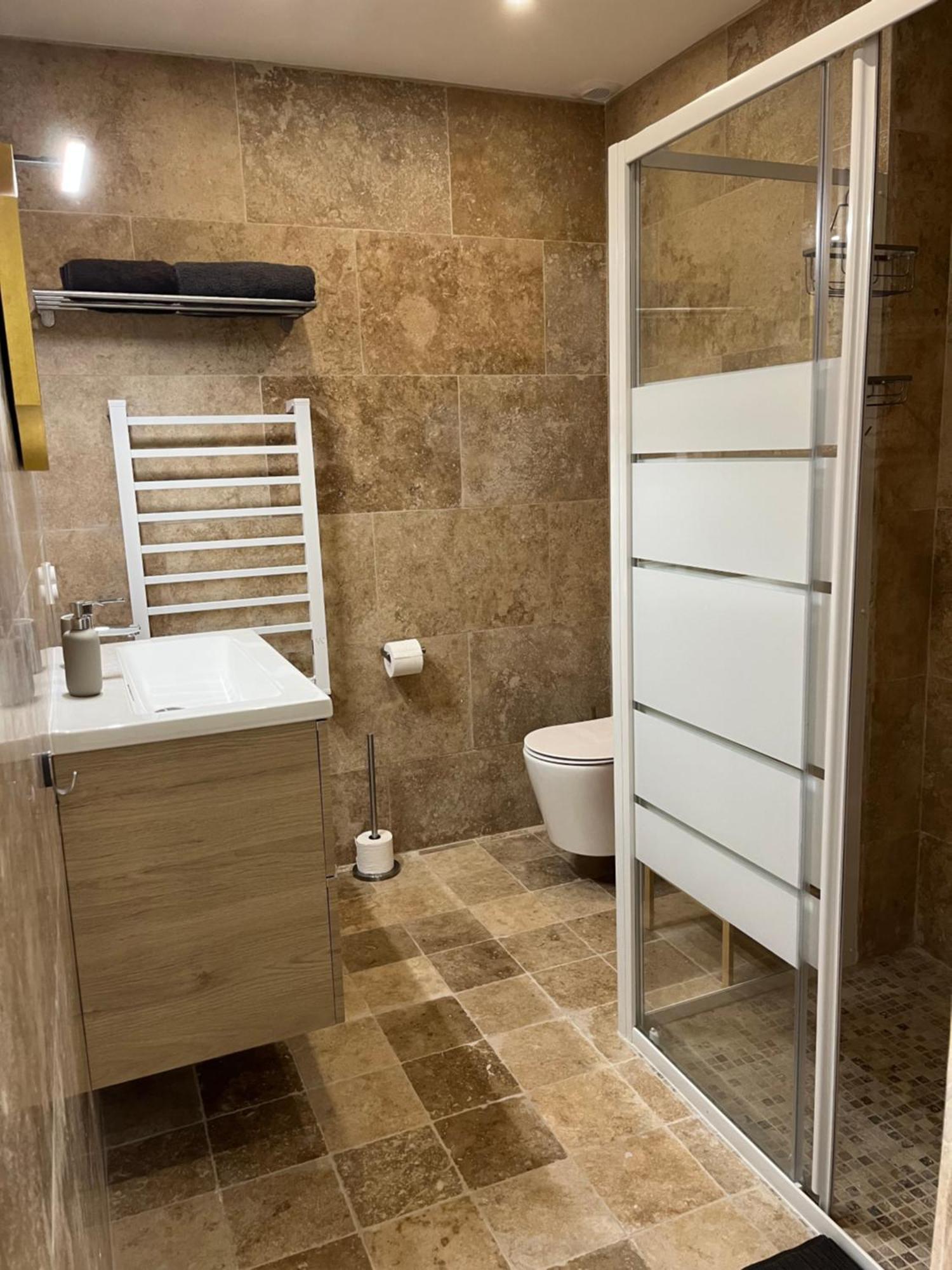 Grand Tamaris Hosting Bed & Breakfast Arles Exterior foto